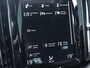 Volvo XC60 2.0 T8 Twin Engine AWD Automaat | Rijklaar incl garantie | Panoramadak Volvo on Call Trekhaak Leer