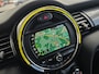 MINI Cooper Mini 1.5 136 Pk! Navi! Apk 6-2026! as Zondag Open tot 14 uur!