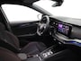 Skoda Octavia Combi 1.4 TSI RS iV PHEV Business | Automaat | Matrix LED | Navigatie | Apple CarPlay / Android Auto | Heads-up Display | Sportstoelen | Alcantara | Lichtmetalen velgen | Parkeersensoren | Keyless Start | Draadloos Opladen | Verwarmde Voorruit | Sfeerverlichting |