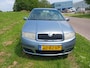 Skoda Fabia 1.4i 16V Ambiente 5-drs Bleutooth bellen Airco Cruise Control LM Velgen Trekhaak