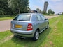 Skoda Fabia 1.4i 16V Ambiente 5-drs Bleutooth bellen Airco Cruise Control LM Velgen Trekhaak