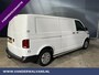 Volkswagen Transporter 2.0 TDI L2H1 Fabrieksgarantie Euro6 Airco | Apple Carplay | Trekhaak | Cruisecontrol Android Auto, Parkeersensoren, Sidebars, Bijrijdersbank