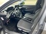Peugeot 208 1.2 Nieuwe Distributie , Apple carplay , Navigatie , Parkeer sensoren , Cruise control