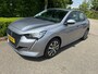 Peugeot 208 1.2 Nieuwe Distributie , Apple carplay , Navigatie , Parkeer sensoren , Cruise control