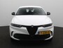 Alfa Romeo Tonale 1.5T Hybrid Sprint | Navigatie | Parkeersensoren voor + Achter | Apple Carplay / Android auto | 18'' LM velgen |