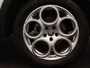 Alfa Romeo Tonale 1.5T Hybrid Sprint | Navigatie | Parkeersensoren voor + Achter | Apple Carplay / Android auto | 18'' LM velgen |