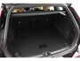 Volvo V60 2.0 T5 Momentum | Leer | Dealer Ond. | Org NL | Sportstoelen | CarPlay | Digital Cockpit |
