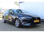 Mazda 3 2.0 e-SkyActiv-G M Hybrid 122 Airco l Parkeersensoren achter l Navigatie l AppleCarPlay/AndroidAuto l Head-up display
