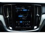 Volvo V60 2.0 T6 Plug-in hybrid AWD Plus Dark | Trekhaak | Stoelventilatie | Lightning | Parkeercamera | Pilot Assist