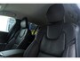 Volvo V60 2.0 T6 Plug-in hybrid AWD Plus Dark | Trekhaak | Stoelventilatie | Lightning | Parkeercamera | Pilot Assist