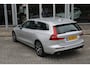 Volvo V60 T5 Automaat Momentum Pro | AppleCarplay | Verw. Voorstoelen | PDC V + A | 18" LMV