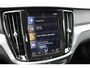 Volvo V60 T5 Automaat Momentum Pro | AppleCarplay | Verw. Voorstoelen | PDC V + A | 18" LMV