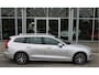 Volvo V60 T5 Automaat Momentum Pro | AppleCarplay | Verw. Voorstoelen | PDC V + A | 18" LMV