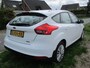 Ford Focus 1.0 Ecoboost Trend Verwarmde Stoelen + Voorraam