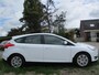 Ford Focus 1.0 Ecoboost Trend Verwarmde Stoelen + Voorraam