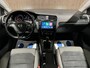 Volkswagen Golf 1.4 TSI Highline 2013 XENON PANO TREKHAAK PDC