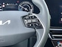 Kia Niro EV DynamicPlusLine 64.8 kWh Direct leverbaar! | Navigatie | Climate Control | Panorama Dak | Camera | Tot 10 jaar Kia-Garantie