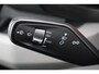 Volkswagen Crafter 35 2.0 TDI L3H3 Trendline 140PK / 103kW, BPM vrij, achteruitrijcamera, parkeersensoren voor en achter (pdc), navigatie, LED laadruimteverlichting, Apple Carplay & Android Auto, comfort bestuurdersstoel, zijschuifdeur rechts, bijrijdersbank, cruise control, keyless start, airco, spraakbediening, zijmarkeringslichten, multifunctioneel lederen stuurwiel, draadloos telefoon laden
