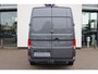 Volkswagen Crafter 35 2.0 TDI L3H3 Trendline 140PK / 103kW, BPM vrij, achteruitrijcamera, parkeersensoren voor en achter (pdc), navigatie, LED laadruimteverlichting, Apple Carplay & Android Auto, comfort bestuurdersstoel, zijschuifdeur rechts, bijrijdersbank, cruise control, keyless start, airco, spraakbediening, zijmarkeringslichten, multifunctioneel lederen stuurwiel, draadloos telefoon laden