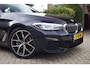 BMW 5-Serie 520i Business Edition Plus M Sport Autom Schkdak Leder Sportst Navi Camera Adaptieve Cruise Clima 2x PDC LMV Trekh ENZ