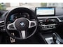 BMW 5-Serie 520i Business Edition Plus M Sport Autom Schkdak Leder Sportst Navi Camera Adaptieve Cruise Clima 2x PDC LMV Trekh ENZ