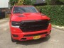 Dodge Ram 1500 5.7 V8 4x4 Crew Cab Laramie sport Luchtvering, Panoramadak. Tachograaf, Trekhaak, Navi, harman kardon In nieuw staat, nwe banden, top conditie