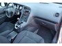 Peugeot 5008 1.6 THP ST 7p. Panoramadak, Cruise control, 7 Persoons, Trekhaak, Lichtmetalen wielen