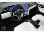 Tesla Model X 90D Base 2017 | Autopilot | INCL. BTW | Lederen Bekleding | LED | Navigatie | Panoramische Voorruit | Cruise Control | Airco | Keyless | Boekjes