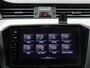 Volkswagen Passat Variant 1.4 TSI PHEV GTE Business 272 PK DSG | Apple Carplay | Adaptive Cruise Control | Digital Cockpit Pro | Plug-IN | Trekhaak | Ergo Active Stoel | Navigatie | Keyless | Achteruitrijcamera |