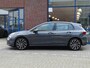 Volkswagen Golf 1.0 eTSI Life Business