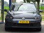 Volkswagen Golf 1.0 eTSI Life Business