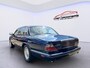Daimler 4.0 V8 /Topstaat Youngtimer/Beige Leder/Stoelverwarming V+A/Elektr. Stoelen V+A/Clima&Cruise Control/Apple Carplay/(MET GARANTIE*)