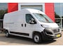 Fiat Ducato 33 2.2 MultiJet 140PK L3H2 | ACHTERUITRIJ CAMERA | APPLE CARPLAY/ANDROID AUTO | 3-ZITS | CRUISE CONTROL | CLIMATE CONTROL | DAB+ RADIO | NIEUWE BUS! |