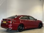 Lexus ES 300h Business Line | Luxueuze uitvoering | LM Velgen 19" | Elektrisch Glazen Panoramadak | Voorstoelen/Stuurwiel Verwarmd |