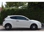 Alfa Romeo MiTo 0.9 TwinAir Sportivo Bi-Tone | NL-Auto | Carbon seats | Climate Contr | Cruise Contr | Bluetooth | PDC | LM-Velgen