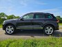 Volkswagen Touareg 3.0 TDI R-line | Panorama | Luchtvering | Trekhaak |