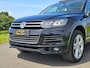 Volkswagen Touareg 3.0 TDI R-line | Panorama | Luchtvering | Trekhaak |
