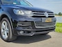 Volkswagen Touareg 3.0 TDI R-line | Panorama | Luchtvering | Trekhaak |