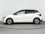 Hyundai i20 1.0 T-GDI COMFORT | OUTLET DEAL!!! | NAVI via APPLE CAR PLAY & ANDROID | CAMERA | CRUISE | ZWARTE LOGO'S | TWO TONE | PRIVACY GLASS | FABRIEKSGARANTIE GELDIG T/M 7-2029! |