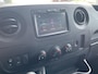 Renault Master T33 2.3 dCi L2H2 / TREKHAAK / NAVIGATIE / CRUISE CONTROL / BIJRIJDERSSTOEL / PARKEERSENSOREN /