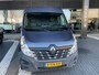 Renault Master T33 2.3 dCi L2H2 / TREKHAAK / NAVIGATIE / CRUISE CONTROL / BIJRIJDERSSTOEL / PARKEERSENSOREN /