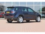 Land Rover Discovery Sport 2.0 eD4 E-Capability 150pk 2WD 5p. Pure LAND ROVER Discovery Sport 2.0 eD4 E-Capability 150pk 2WD 5p. Pure