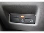 Volkswagen Crafter 35 2.0 TDI L3H3 Trendline 140PK / 103kW, 3500 GVW, BPM vrij, draadloos Apple Carplay & Android Auto, achteruitrijcamera, bijrijdersbank incl. opbervak, airco, cruise control, parkeersensoren voor + achter, licht- en regensensor, Digital Cockpit, verstelbare lendensteun bestuurdersstoel, Lane Assist, elektronische handrem, bandenspanningssensoren, bestuurdersstoel in hoogte verstelbaar, Keyless Start, vermoeidheidsherkenning