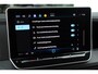 Volkswagen Crafter 35 2.0 TDI L3H3 Trendline 140PK / 103kW, 3500 GVW, BPM vrij, draadloos Apple Carplay & Android Auto, achteruitrijcamera, bijrijdersbank incl. opbervak, airco, cruise control, parkeersensoren voor + achter, licht- en regensensor, Digital Cockpit, verstelbare lendensteun bestuurdersstoel, Lane Assist, elektronische handrem, bandenspanningssensoren, bestuurdersstoel in hoogte verstelbaar, Keyless Start, vermoeidheidsherkenning