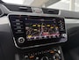 Skoda Superb COMBI 1.5 TSI ACT Business Edition - Automaat Stoelverw. Navi Camera 17inch LMV