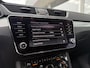 Skoda Superb COMBI 1.5 TSI ACT Business Edition - Automaat Stoelverw. Navi Camera 17inch LMV