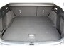 Ford Focus Wagon 1.0-155pk EcoBoost Mild-Hybrid Active AUTOMAAT ! Trekgewicht 1.500kg ! Slechts 8.100km ! Ruim €. 9.000,- beneden de nieuwprijs ! Volautm. airco dual, navigatie, telefoonvoorb., adaptive cruise control, LED verlichting, metallic lak, camera, front-, lane- en side assist, LM wielen, Isofix etc.