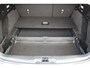 Ford Focus Wagon 1.0-155pk EcoBoost Mild-Hybrid Active AUTOMAAT ! Trekgewicht 1.500kg ! Slechts 8.100km ! Ruim €. 9.000,- beneden de nieuwprijs ! Volautm. airco dual, navigatie, telefoonvoorb., adaptive cruise control, LED verlichting, metallic lak, camera, front-, lane- en side assist, LM wielen, Isofix etc.