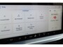 Ford Focus Wagon 1.0-155pk EcoBoost Mild-Hybrid Active AUTOMAAT ! Trekgewicht 1.500kg ! Slechts 8.100km ! Ruim €. 9.000,- beneden de nieuwprijs ! Volautm. airco dual, navigatie, telefoonvoorb., adaptive cruise control, LED verlichting, metallic lak, camera, front-, lane- en side assist, LM wielen, Isofix etc.