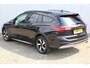 Ford Focus Wagon 1.0-155pk EcoBoost Mild-Hybrid Active AUTOMAAT ! Trekgewicht 1.500kg ! Slechts 8.100km ! Ruim €. 9.000,- beneden de nieuwprijs ! Volautm. airco dual, navigatie, telefoonvoorb., adaptive cruise control, LED verlichting, metallic lak, camera, front-, lane- en side assist, LM wielen, Isofix etc.